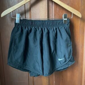 Nike dri fit women's small black athletic shorts